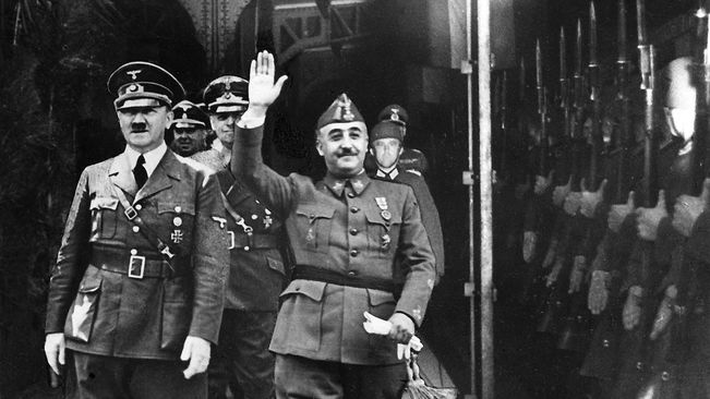 Francisco Franco with Adolf Hitler in Hendaye station